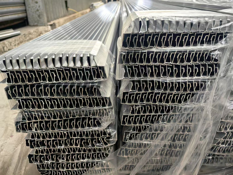 建筑铝型材